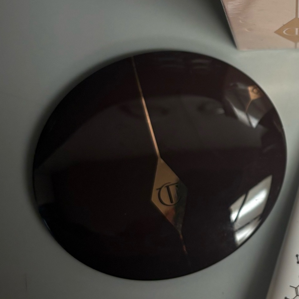 Charlotte Tilbury CHEEK TO CHIC SWISH &GLOW BLUSHER PILLOW TALK